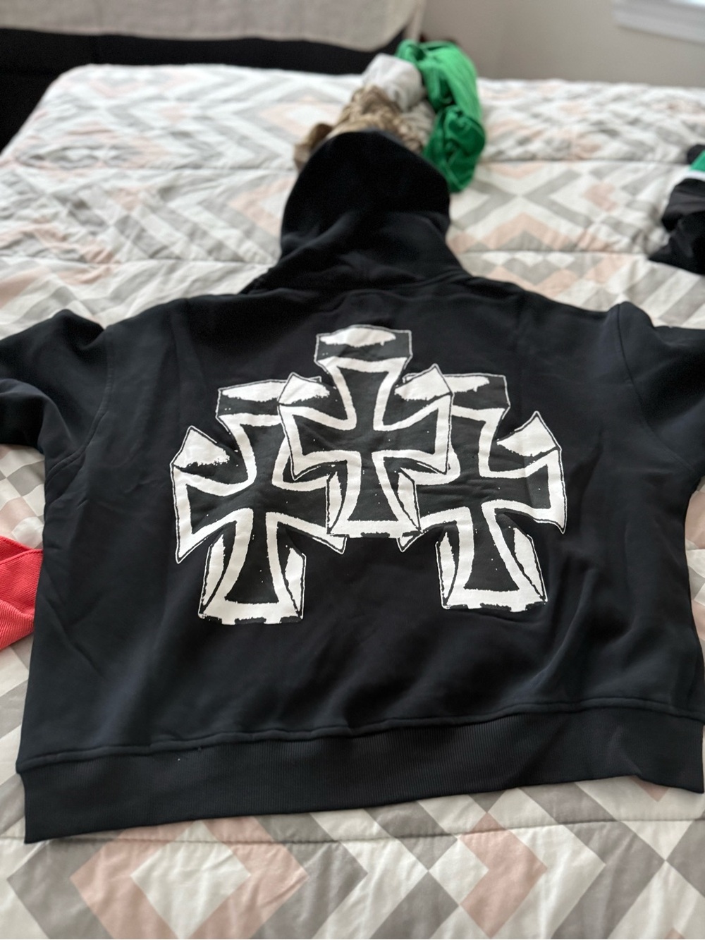Ed Hardy Men’s Black Hoodie with White Script Logo - Picture 7 of 7